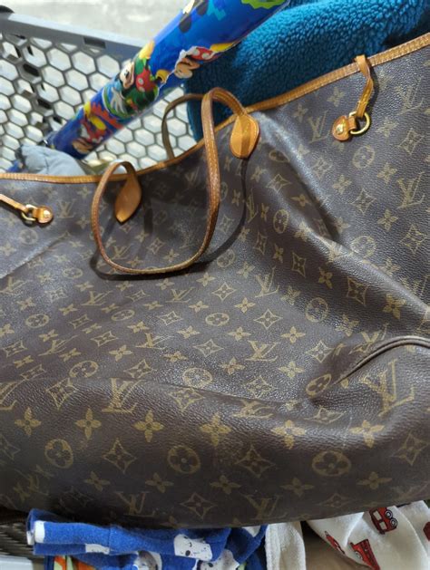 reselling louis vuitton bag.